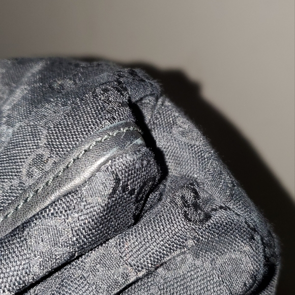 Gucci D Ring Hobo Canvas - Picture 14 of 16